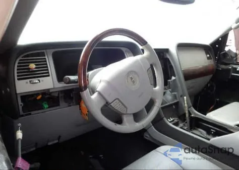 2004 Lincoln Navigator z USA, uszkodzony, nr VIN 5LMFU27R34LJ01853